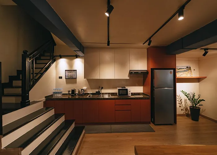Haus 924 L 5-level Sanctuary In Ekkamai Vakantiehuis